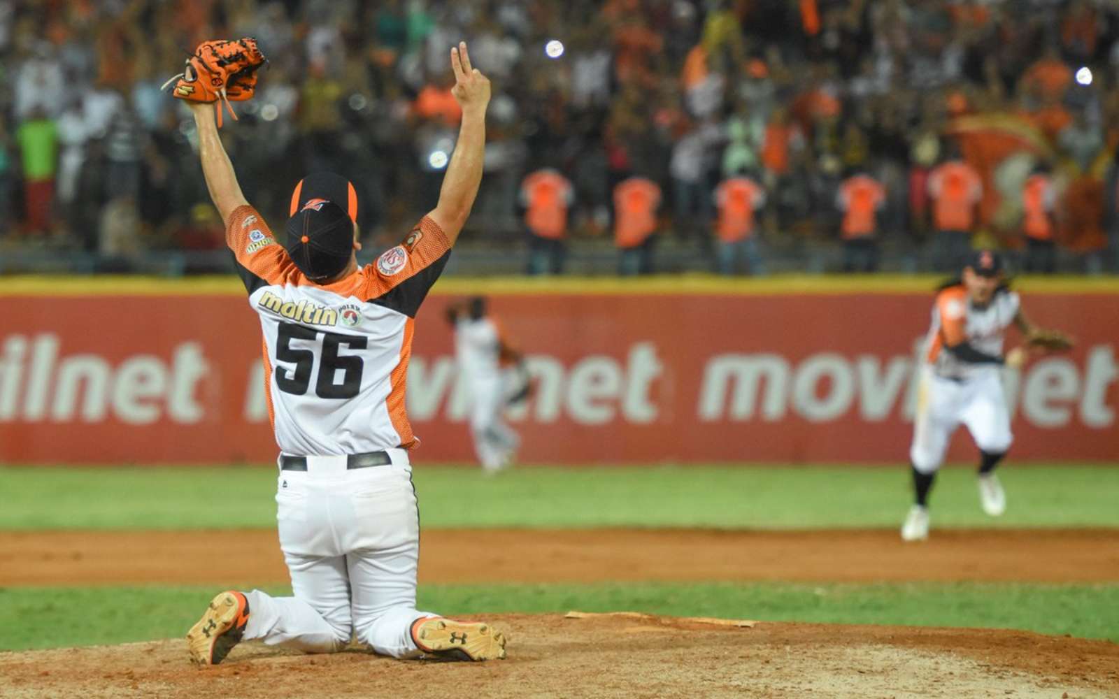 Maduro anuncia el inicio del béisbol venezolano para el 15 de noviembre.