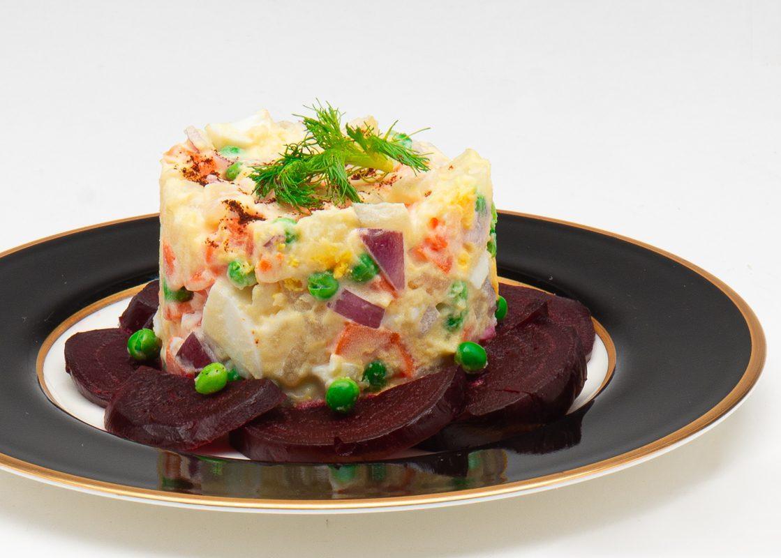 La Ensalada Rusa (Ensalada de Papas)